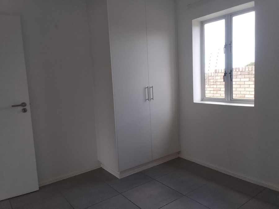 To Let 3 Bedroom Property for Rent in Pacaltsdorp Western Cape